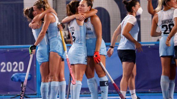 Las Leonas dejaron todo y se quedaron con la medalla de plata