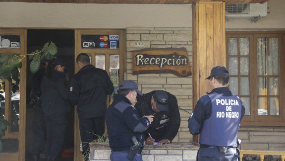 atraparon a las dos viudas negras cipolenas durante un allanamiento en un hotel centrico