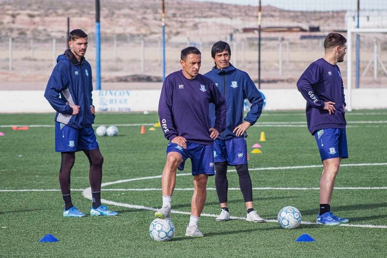 Deportivo Rincón busca las semifinales del Federal A: hora y cómo verlo