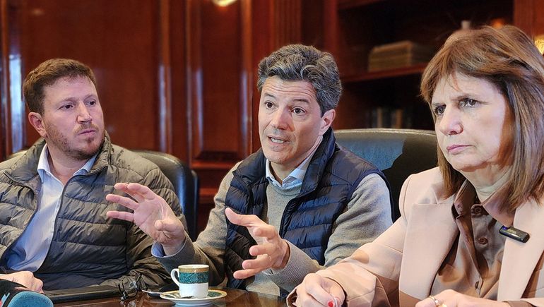 Precandidatos a la presidencia trazan diagnóstico sobre la economía actual