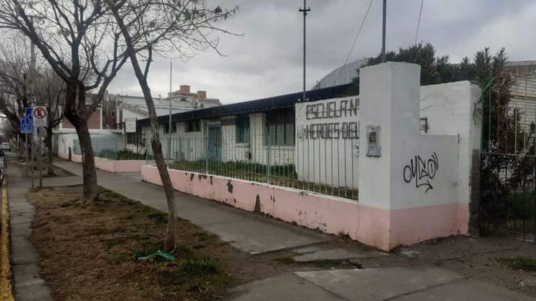 En la Escuela 111 hay temor por la posible presencia de ratas en una de sus aulas.&nbsp;