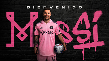 messi firmo con el inter y fue presentado con un particular video