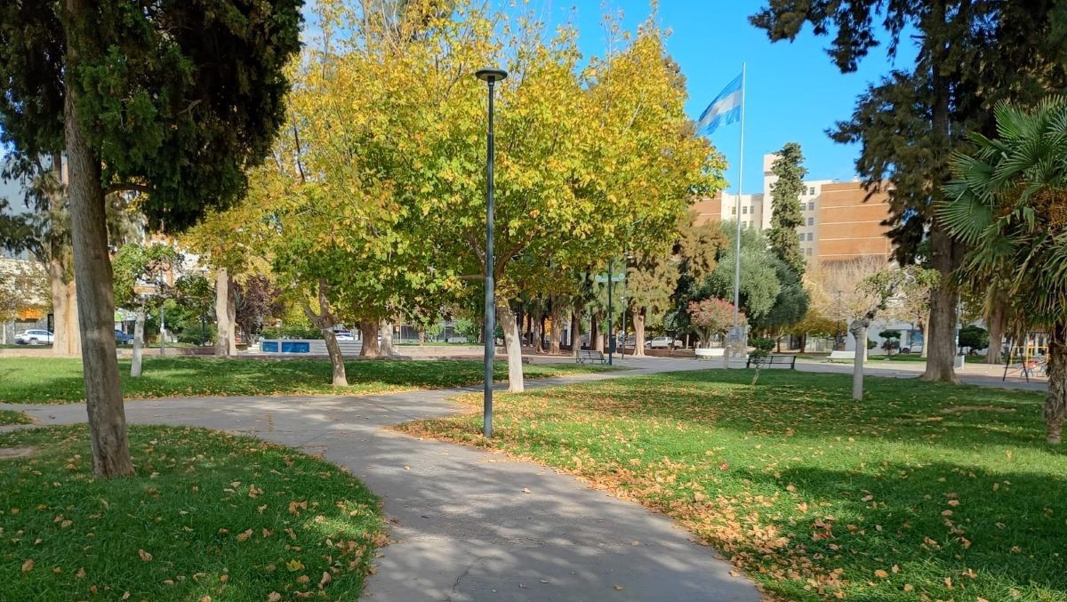 Domingo de Pascua con pinceladas de invierno en el Alto Valle: viento y tormentas que amenazan