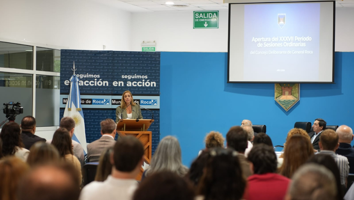 La intendenta de General Roca, María Emilia Soria inauguró el nuevo periodo de sesiones legislativas de la ciudad.