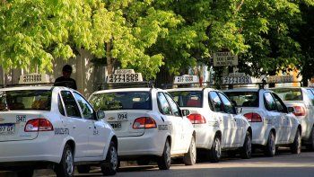 taxistas piden un tercer aumento fijo de tarifa