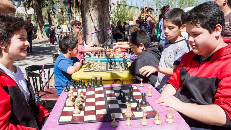 Llegó la primavera y así se festejó en Cipolletti