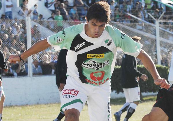 Vázquez, refuerzo para Cipolletti