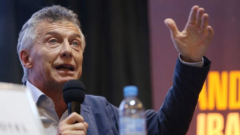 Ibarra y Mauricio Macri integran la lista opositora