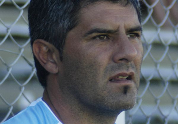 Roger Morales, a Cruz del Sur