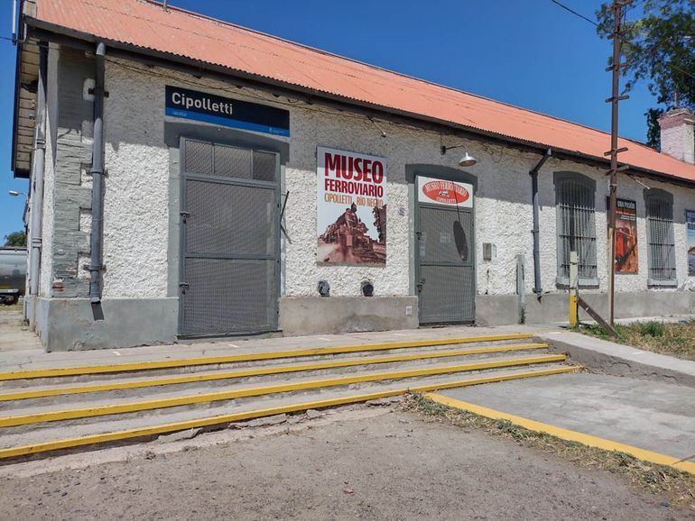Construirán una plaza en el terreno de acceso a la estación de trenes