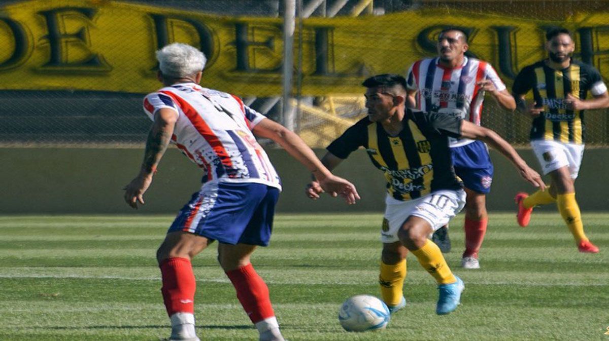 Guille marcó el gol de Olimpo en La Pampa.