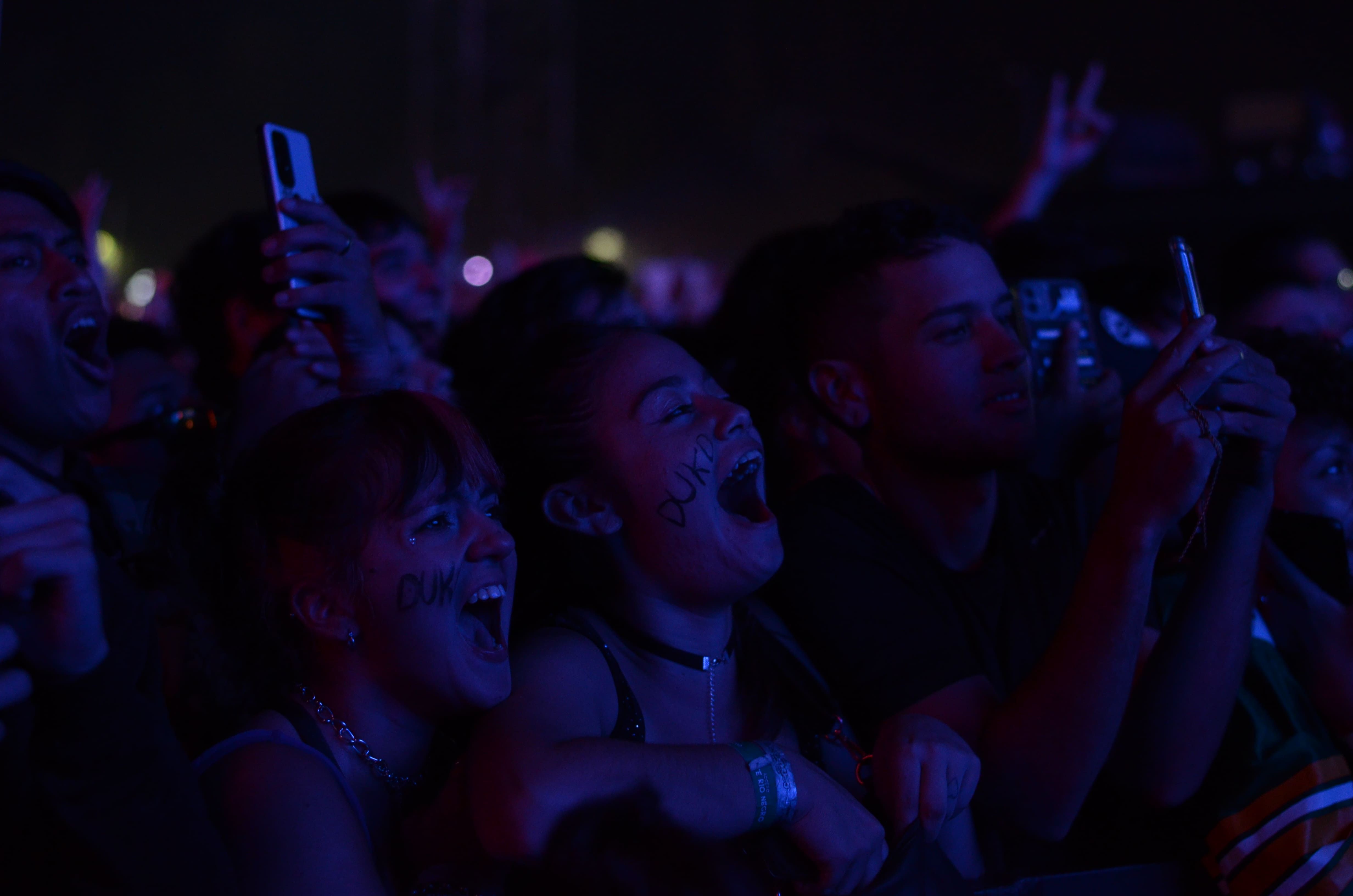 Una noche Sin Frenos en las que todos saltaron en la Fiesta de la Confluencia