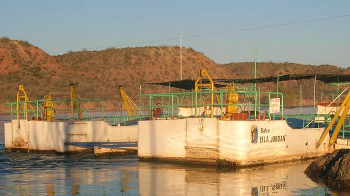 Volvi&oacute; a funcionar la balsa en la Isla Jord&aacute;n
