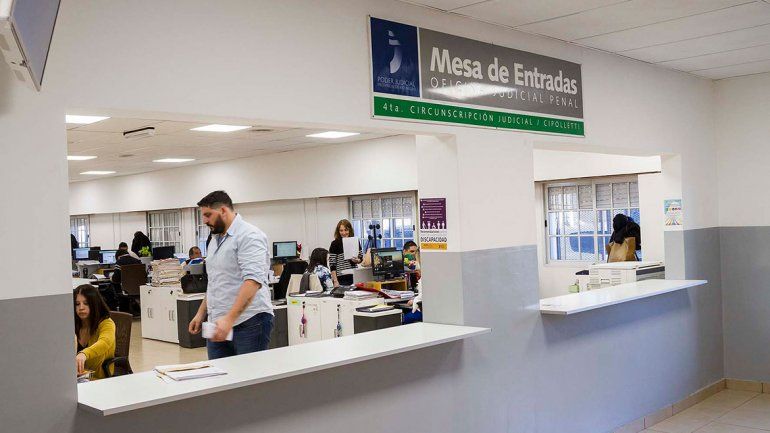 Personal y funcionarios utilizan distintas herramientas de la web.