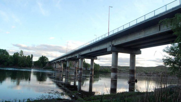 Siguen esperando ayuda laboral para los dos ex balseros