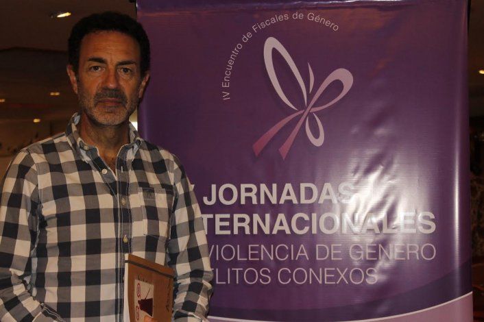 Mi marido me pega lo normal será el nombre de la conferencia que dará Miguel Lorente Acosta