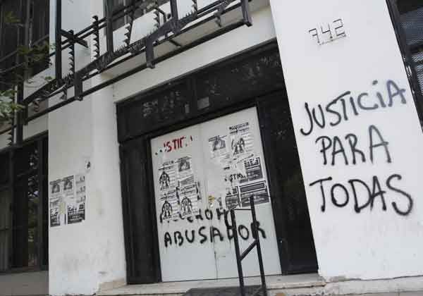 Juzgan a padre por abuso de sus dos pequeñas hijas