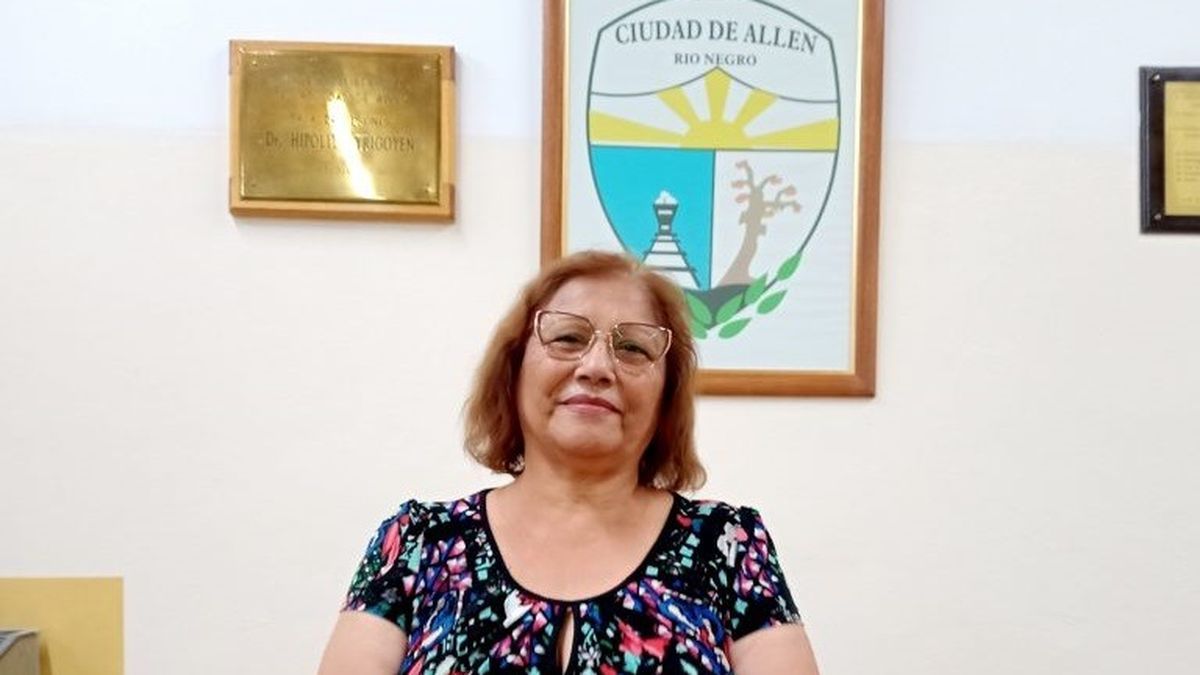 La concejal de Allen fue la señalada como la mujer que tiró la basura en la vereda de la Fundación.&nbsp;