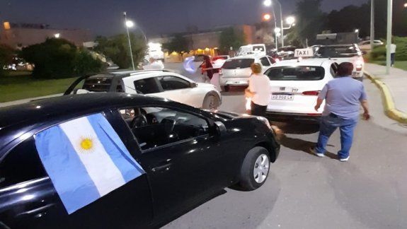 Masiva marcha contra el aumento de los impuestos 