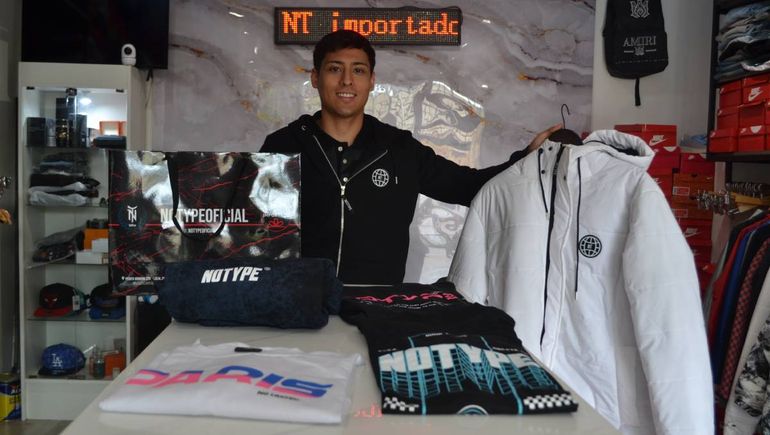 Emanuel protagoniza una historia de superación con sus ganas de salir adelante pese a todo. Emanuel protagoniza una historia de superación con sus ganas de salir adelante pese a todo.