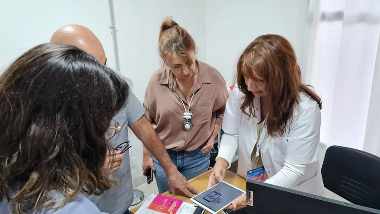 Con un innovador método, llevaron a cabo un screening mamario en Roca