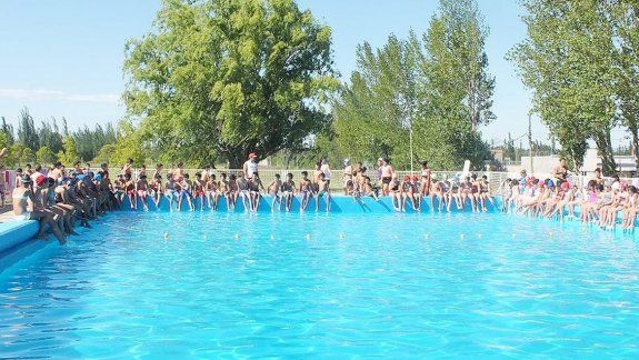 Las actividades se llevarán a cabo en la pileta del predio Ambar.