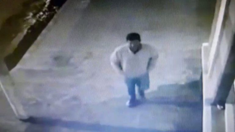 Borracho, protagonizó incidentes en una sala velatoria