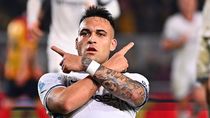 Lautaro Martínez festeja su golazo para Inter contra Lecce en Italia. 