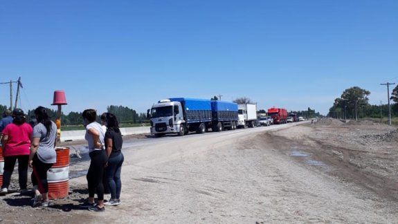 Frenaron las obras de Vialidad y los vecinos levantaron el corte
