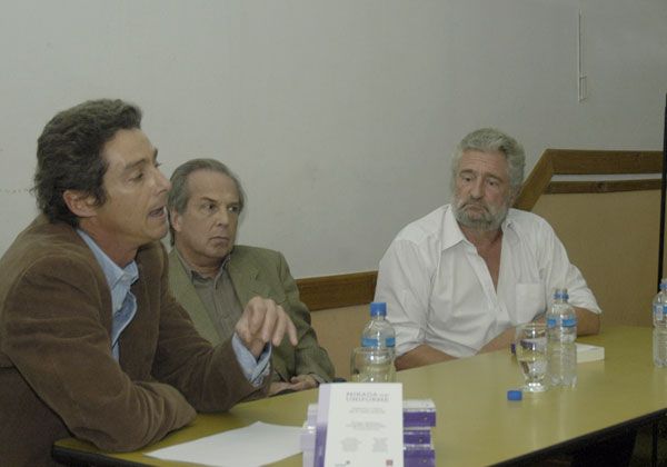 Presentaron trabajo literario referido a la institución policial