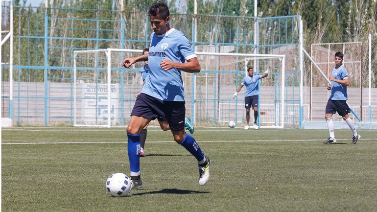 Cambio de arquero en La Amistad: Paniccia por el lesionado Ferreyra