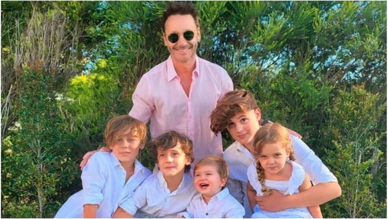 Las fotos del cumpleaños sorpresa que le hicieron a Benjamín Vicuña sus hijos