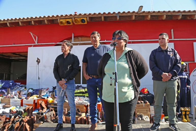 El acto de entrega se realizó en la sede ubicada en la Avenida Blumetti y fue encabezada por el secretario general del gremio, Marcelo Rucci junto al secretario adjunto Ernesto Inal.