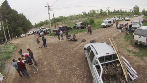 Se concretó el segundo día de piquete a la empresa petrolera YSUR, en Allen.