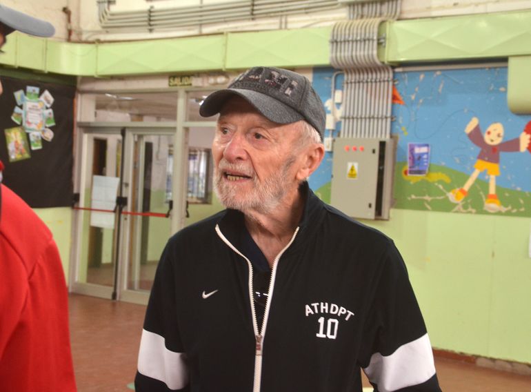 Saúl -88 años- tiene dos hijos viviendo en Israel, 