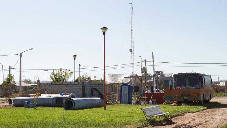 Bronca en el Distrito por  una antena en una plaza