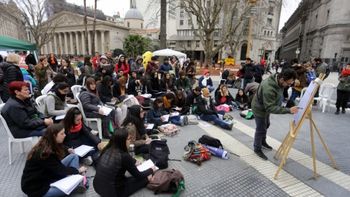 argentina: uno de cada cuatro jovenes no estudian ni trabajan
