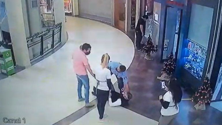 Un juez y su esposa, detenidos en un supermercado neuquino