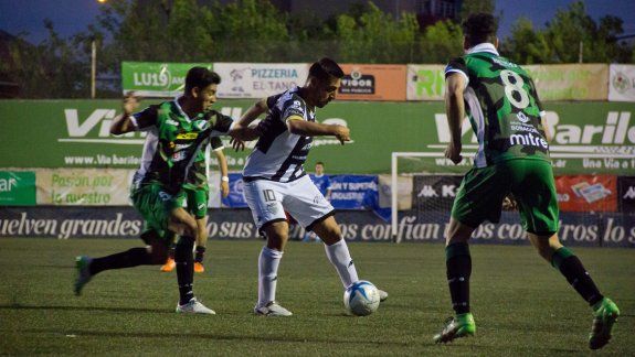 Matías Sosa fue clave para el despegue del Albinegro en los últimos partidos del Federal A.