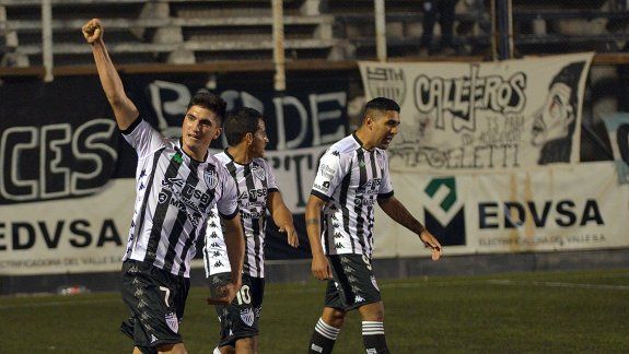 Mirá la goleada del Albinegro frente a Sol de Mayo