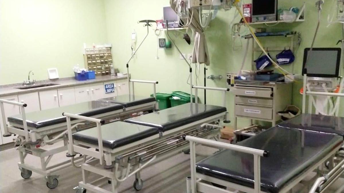 La cooperadora mejoró el Shock Room del hospital