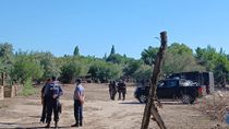 La Justicia encabezó un operativo en Isla Jordán. Hay denuncia por faena clandestina y usurpación.