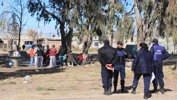 Las familias tomaron lotes para reclamar que les entreguen los suyos.