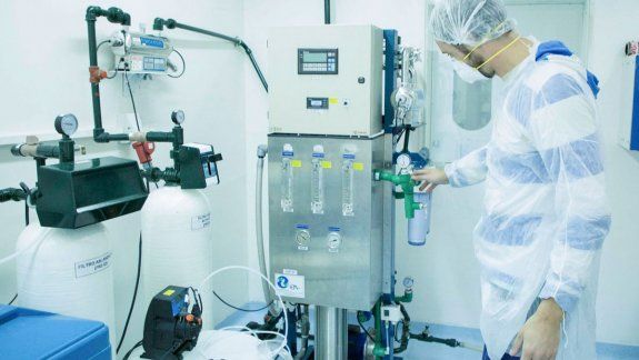 Producción récord para que no falte alcohol en gel