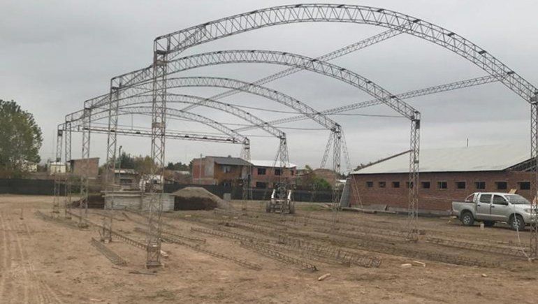 Iniciaron los trabajos de construcción del nuevo hospital de Fernández Oro