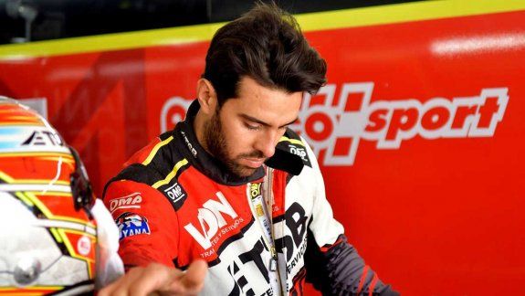 Manuel Urcera vive días muy calientes puertas adenetro de su equipo de TC.