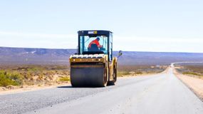 Alberto Weretilneck mostró cómo avanzan las rutas 6 y 8: cuándo estarán listas y qué falta para terminarlas.