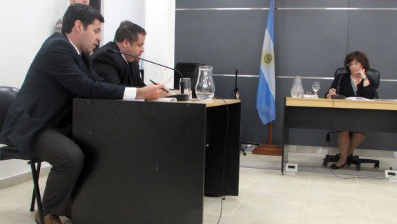 En un acuerdo liberaron al ladrón que atacó a una mujer y a su hijo en un intento de robo