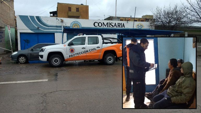 Se les estaba por derrumbar la casa y tuvieron que evacuarlos