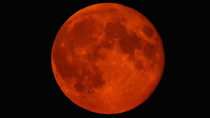 La Luna roja iluminará el cielo durante el eclipse total del 7 de septiembre.